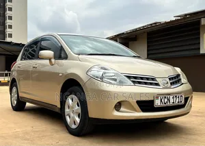 Nissan Tiida 2010 Beige