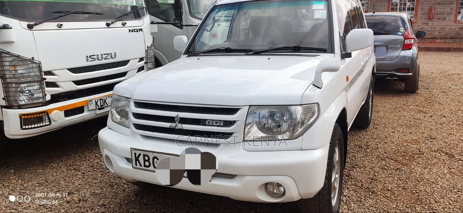 Mitsubishi Pajero IO 2001 White