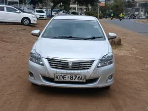 Toyota Premio 1.8 FWD 2013 Silver