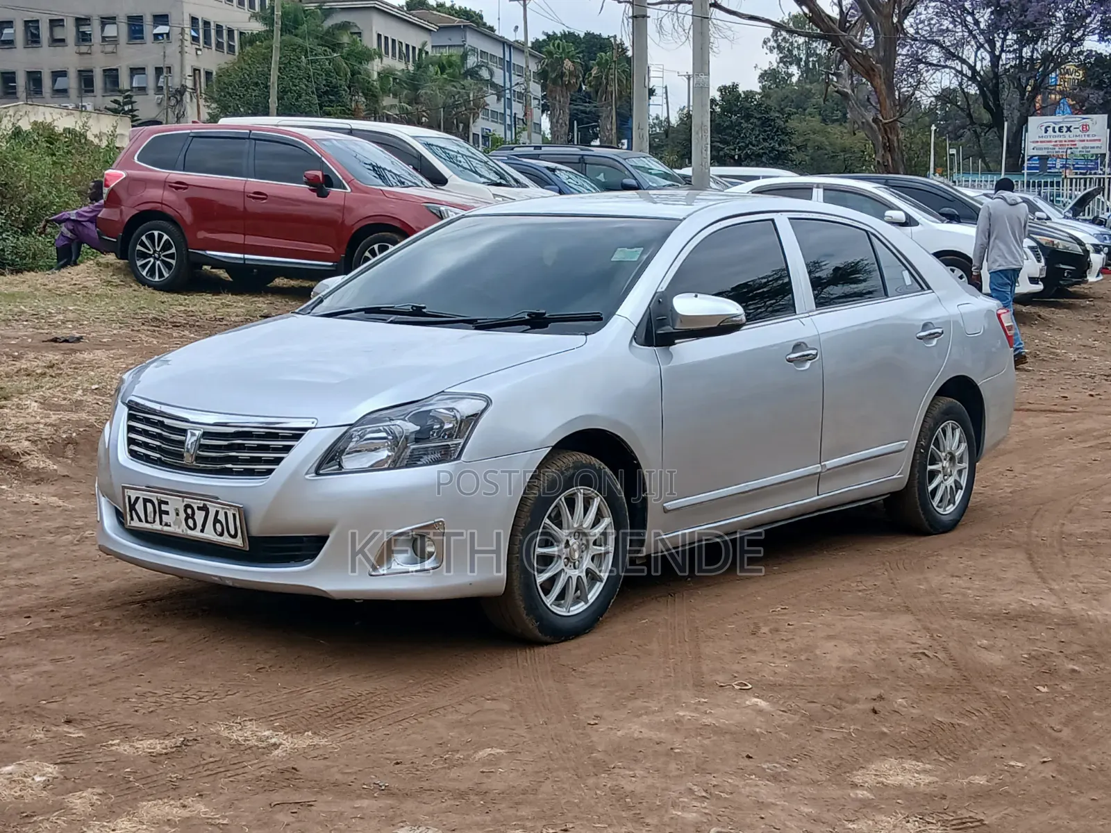 Toyota Premio 1.8 FWD 2013 Silver