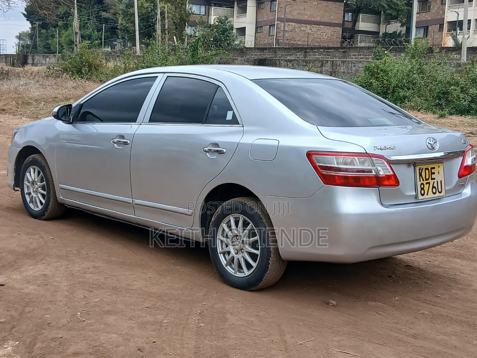 Toyota Premio 1.8 FWD 2013 Silver