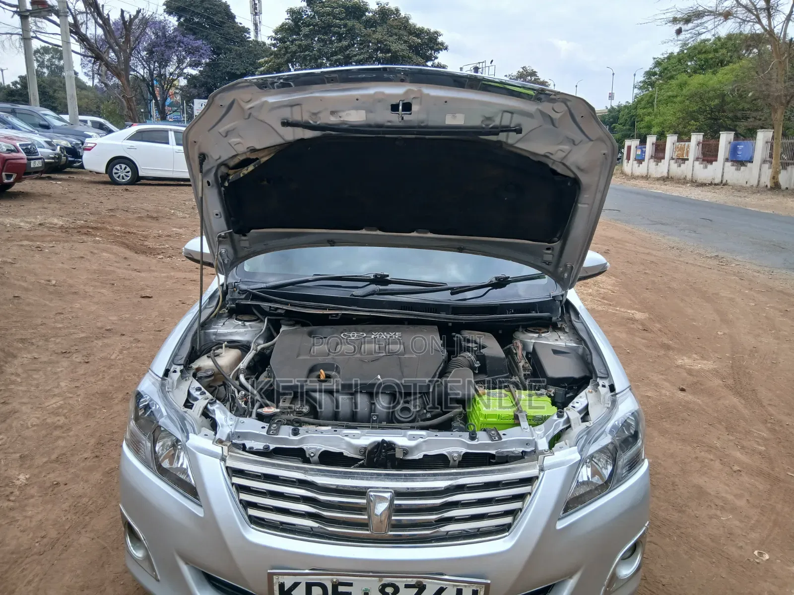 Toyota Premio 1.8 FWD 2013 Silver