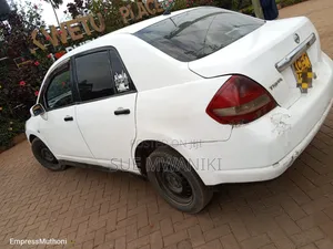 Nissan Tiida 2008 White