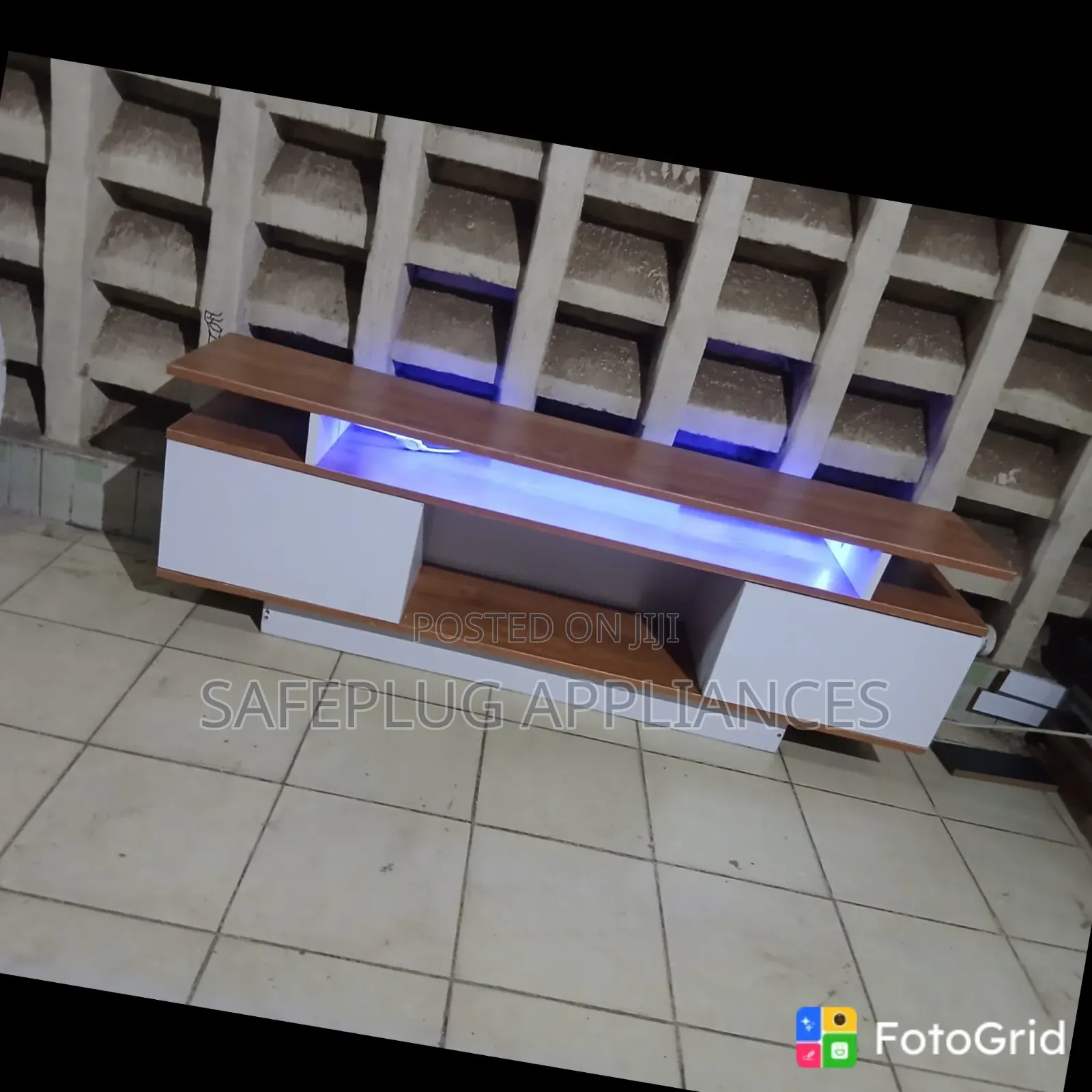 5FT Nassau Designer TV Stand –Modern Living Room Entertainment Cabinet