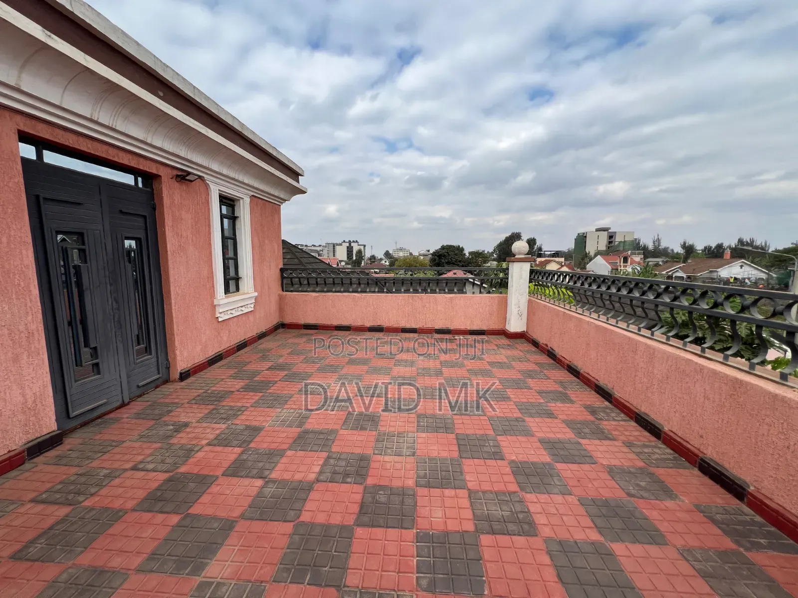 6bdrm Maisonette in Marurui, Thome for sale