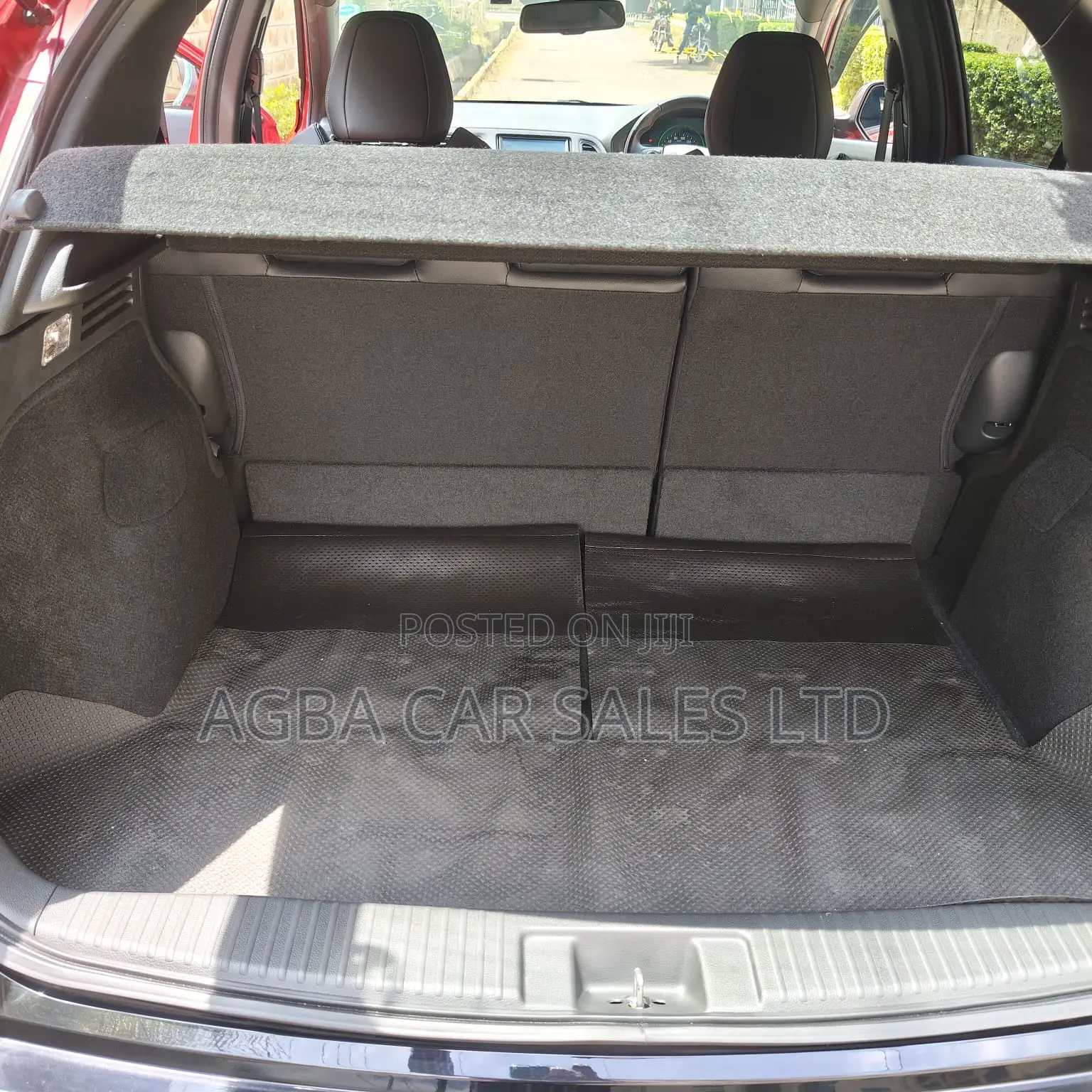 Honda Vezel 1.5 Hybrid 2WD 2019 Red