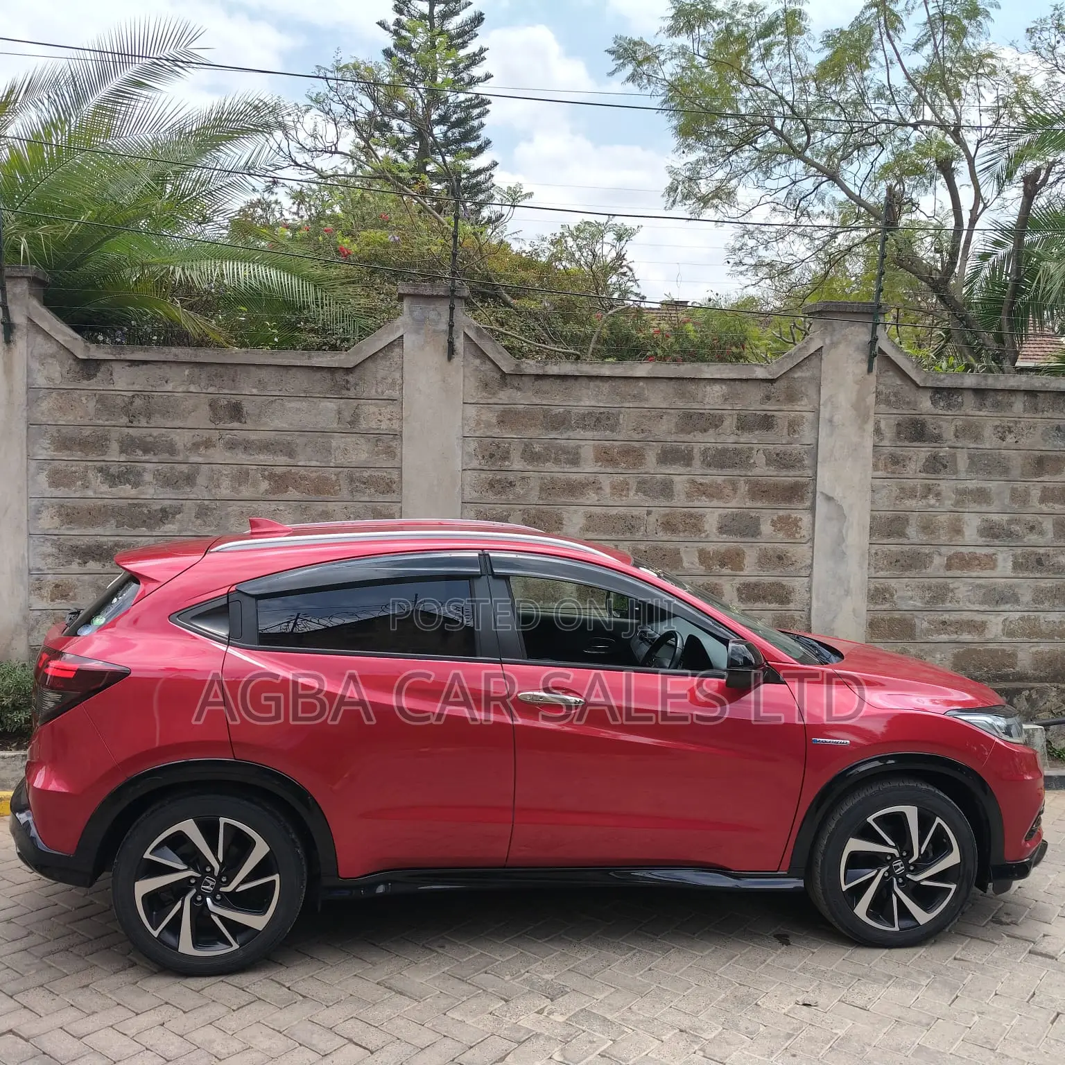 Honda Vezel 1.5 Hybrid 2WD 2019 Red