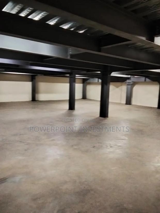 Warehouse 2098 Sf in Ruiru