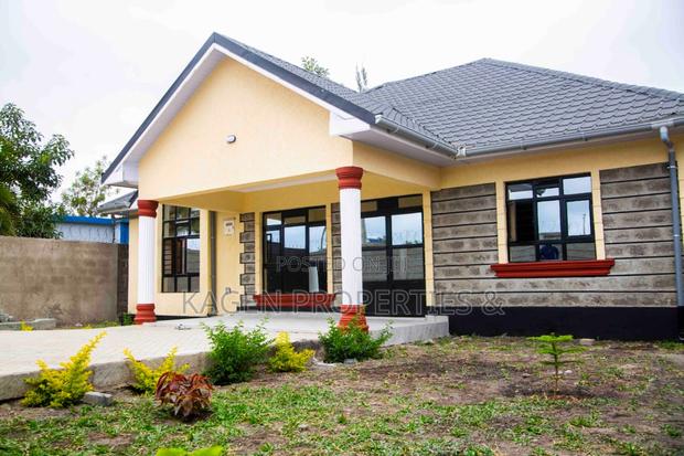 3bdrm Bungalow in Kitengela for sale