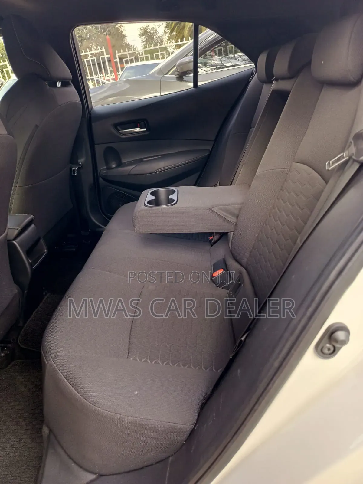 Toyota Corolla Touring 2019 White