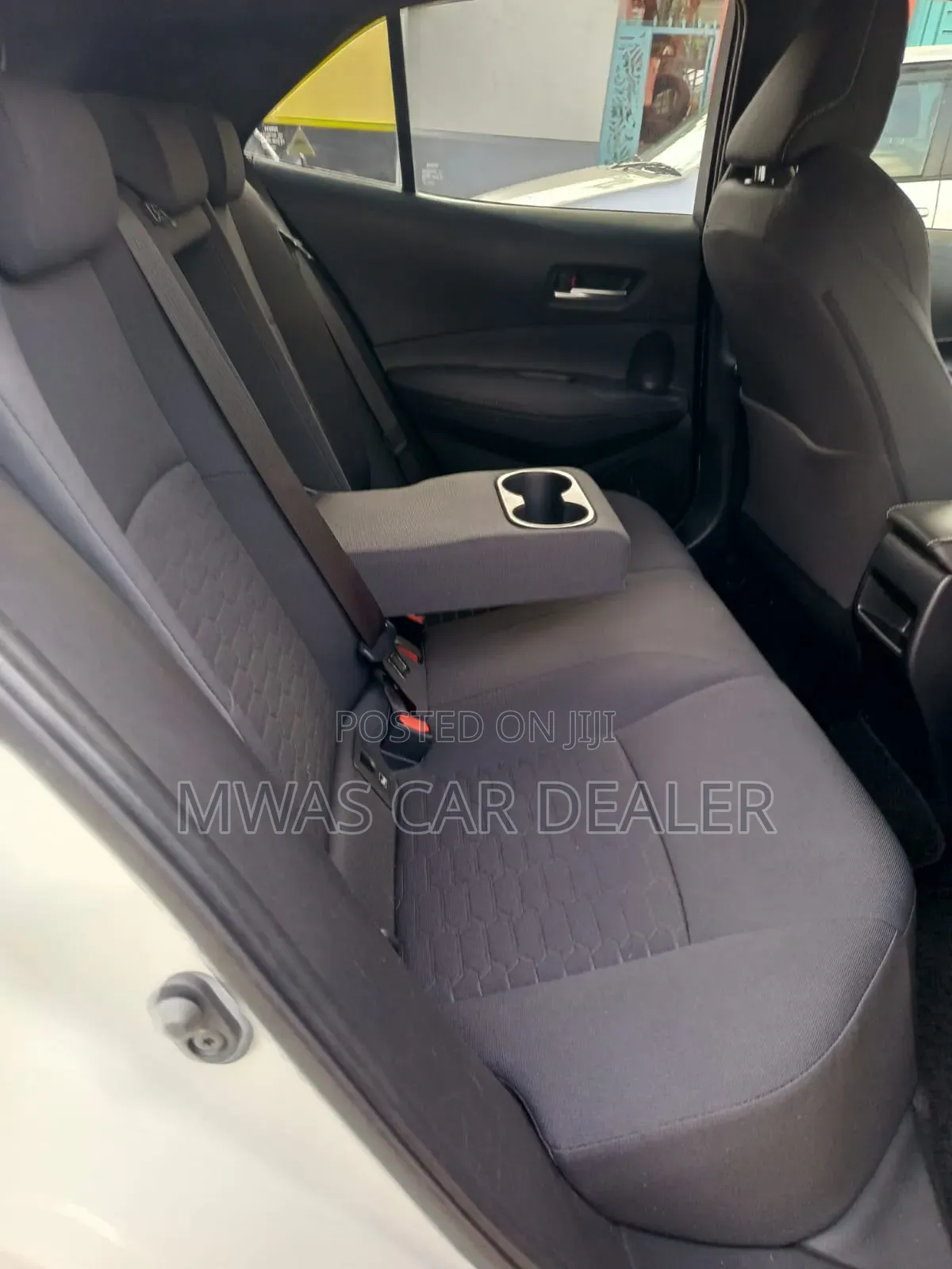 Toyota Corolla Touring 2019 White