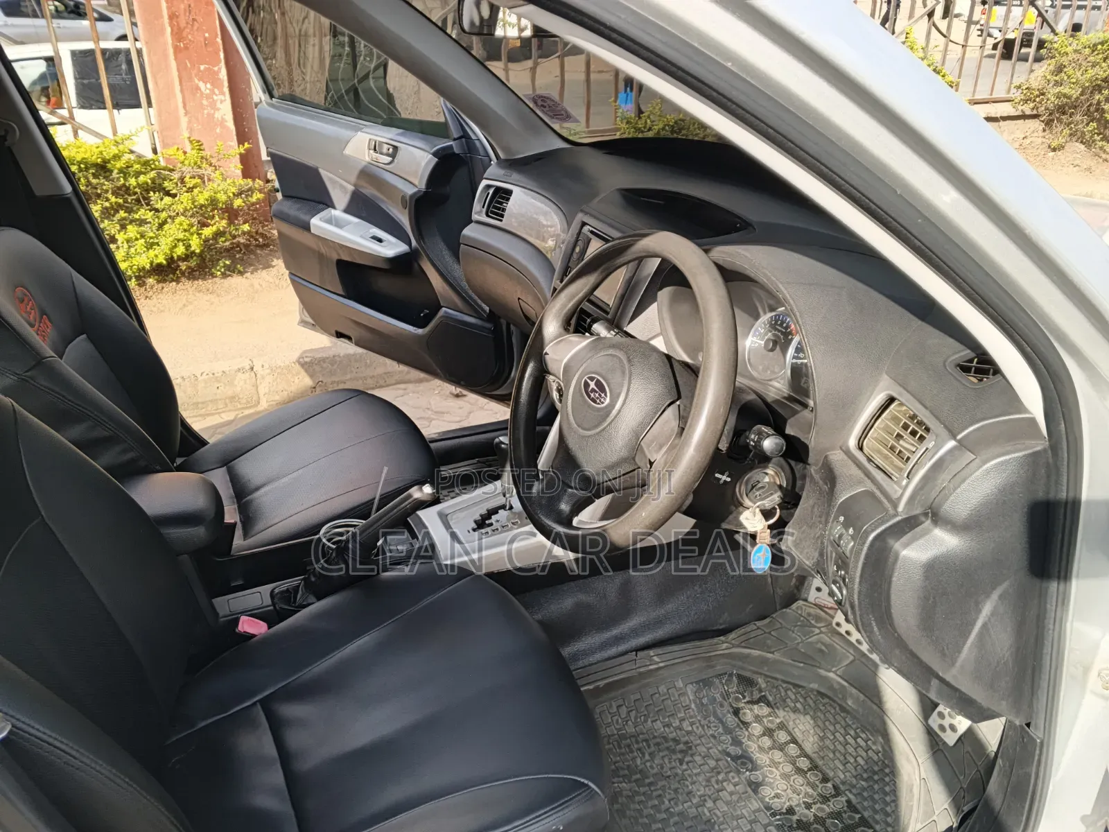 Subaru Forester 2010 Silver