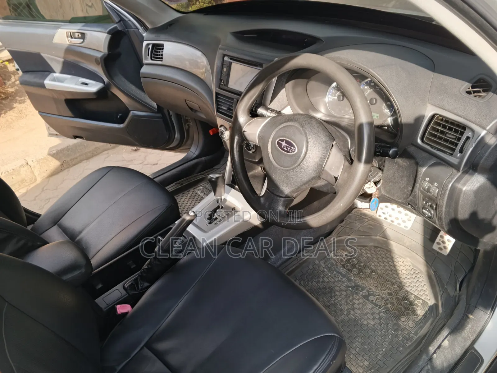 Subaru Forester 2010 Silver