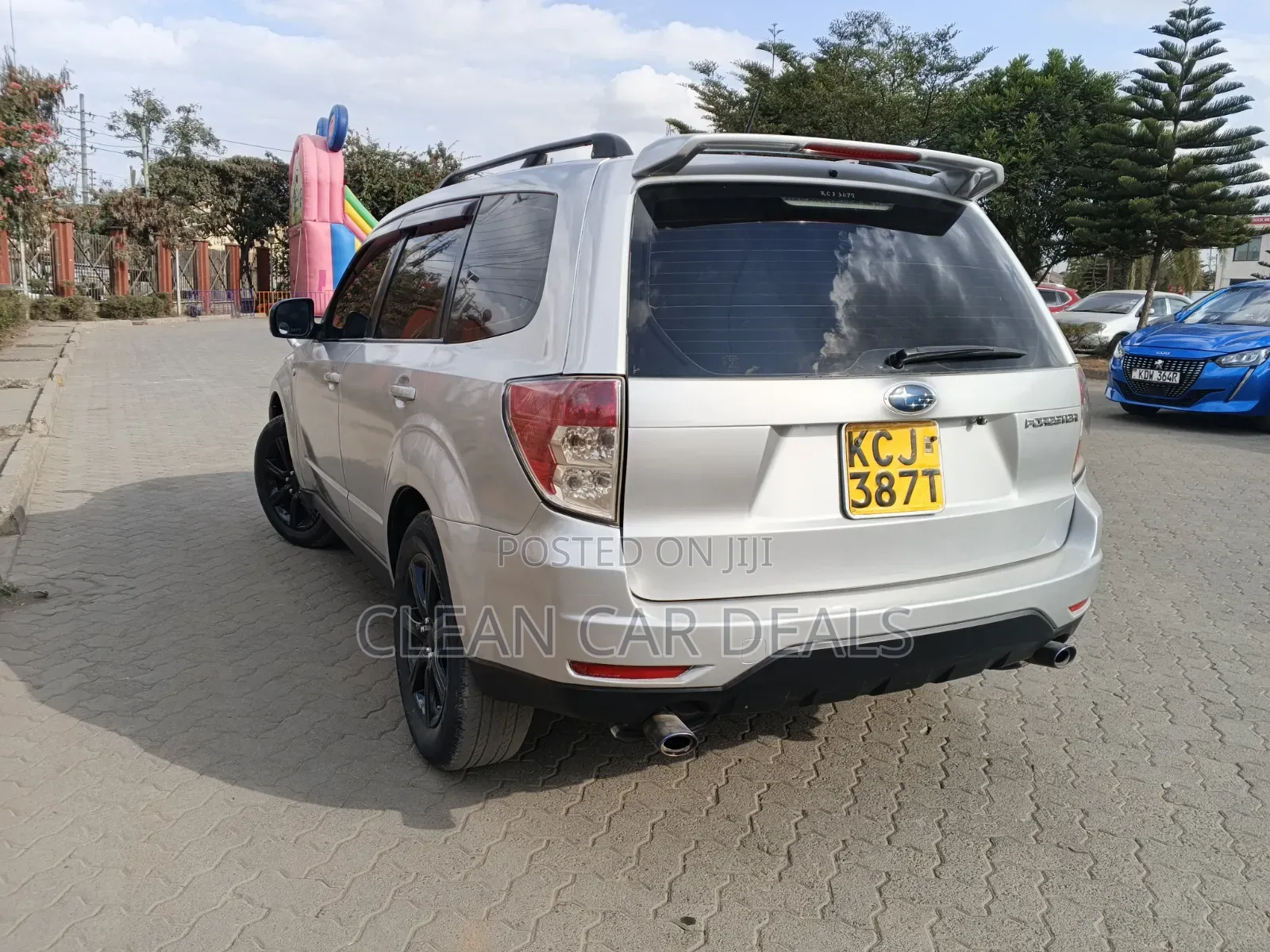 Subaru Forester 2010 Silver