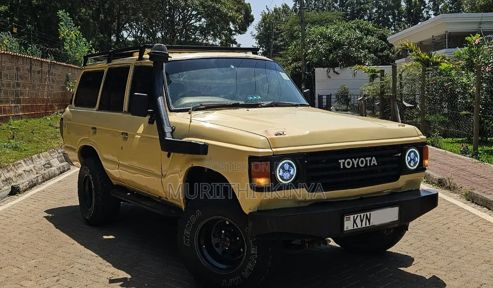 Toyota Land Cruiser Wagon 1981 Beige
