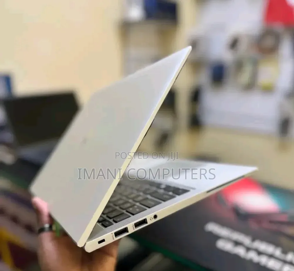 Laptop HP EliteBook 845 G8 8GB AMD Ryzen 5 SSD 256GB
