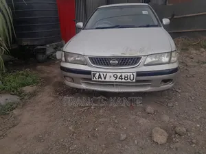 Nissan FB15 2001 Silver