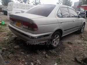 Nissan FB15 2001 Silver