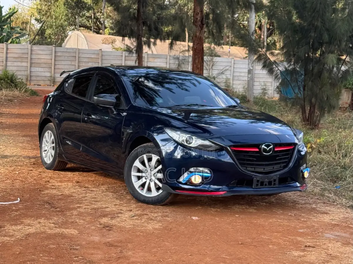 Mazda Axela 2016 Matt Black