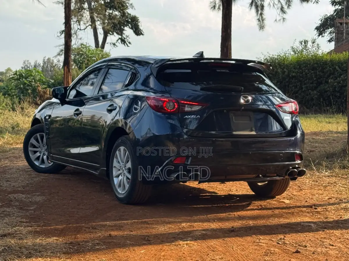Mazda Axela 2016 Matt Black