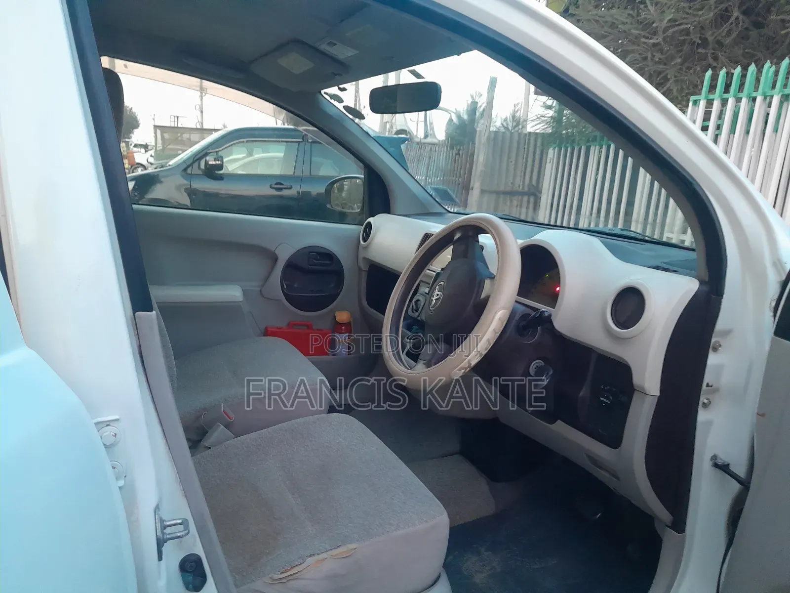 Toyota Passo 2012 White
