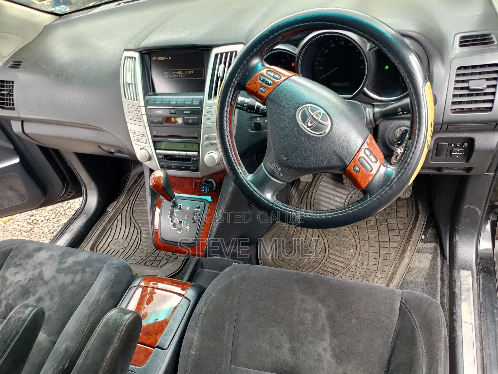 Toyota Harrier 2.4 2012 Black