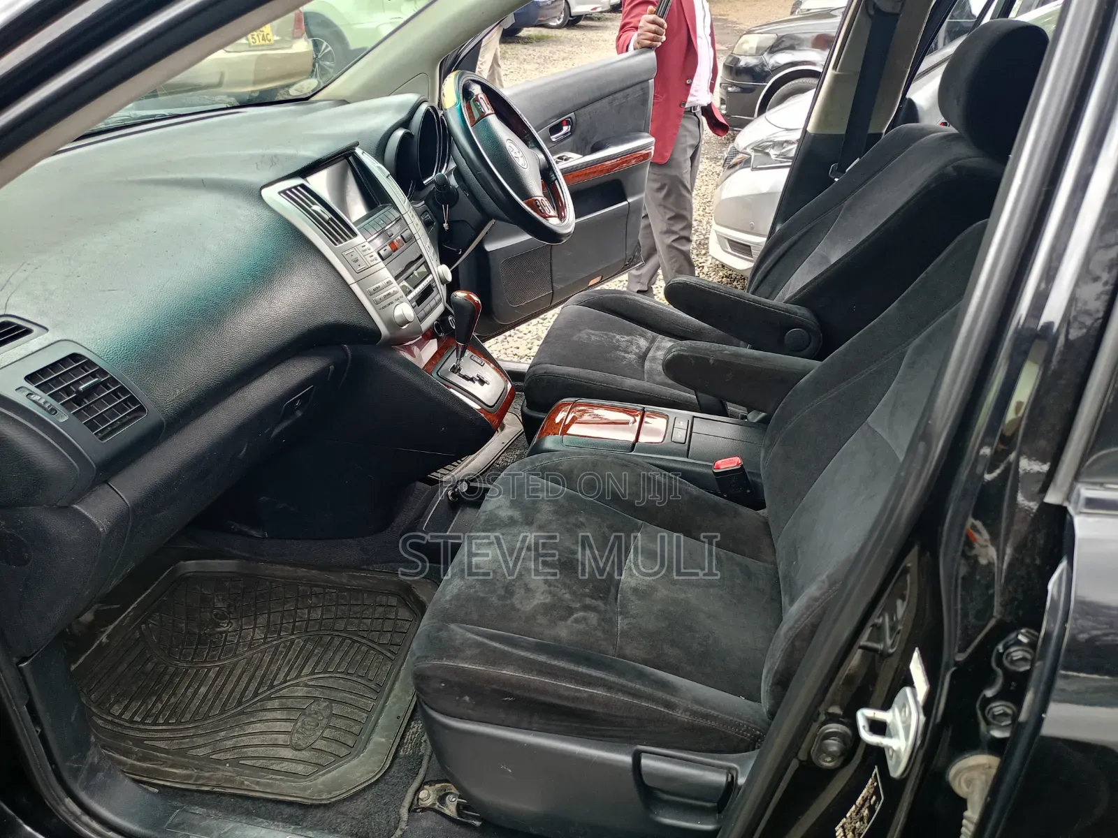 Toyota Harrier 2.4 2012 Black