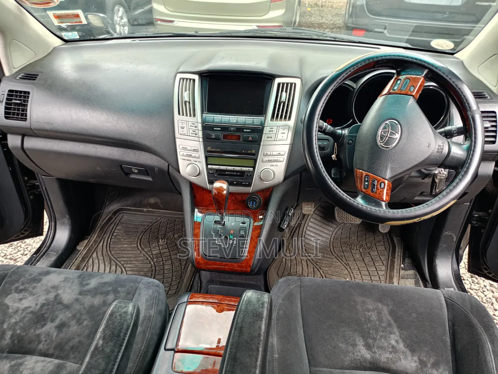 Toyota Harrier 2.4 2012 Black