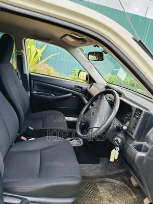 Toyota Probox 1.5 DX Comfort 2WD 2016 White