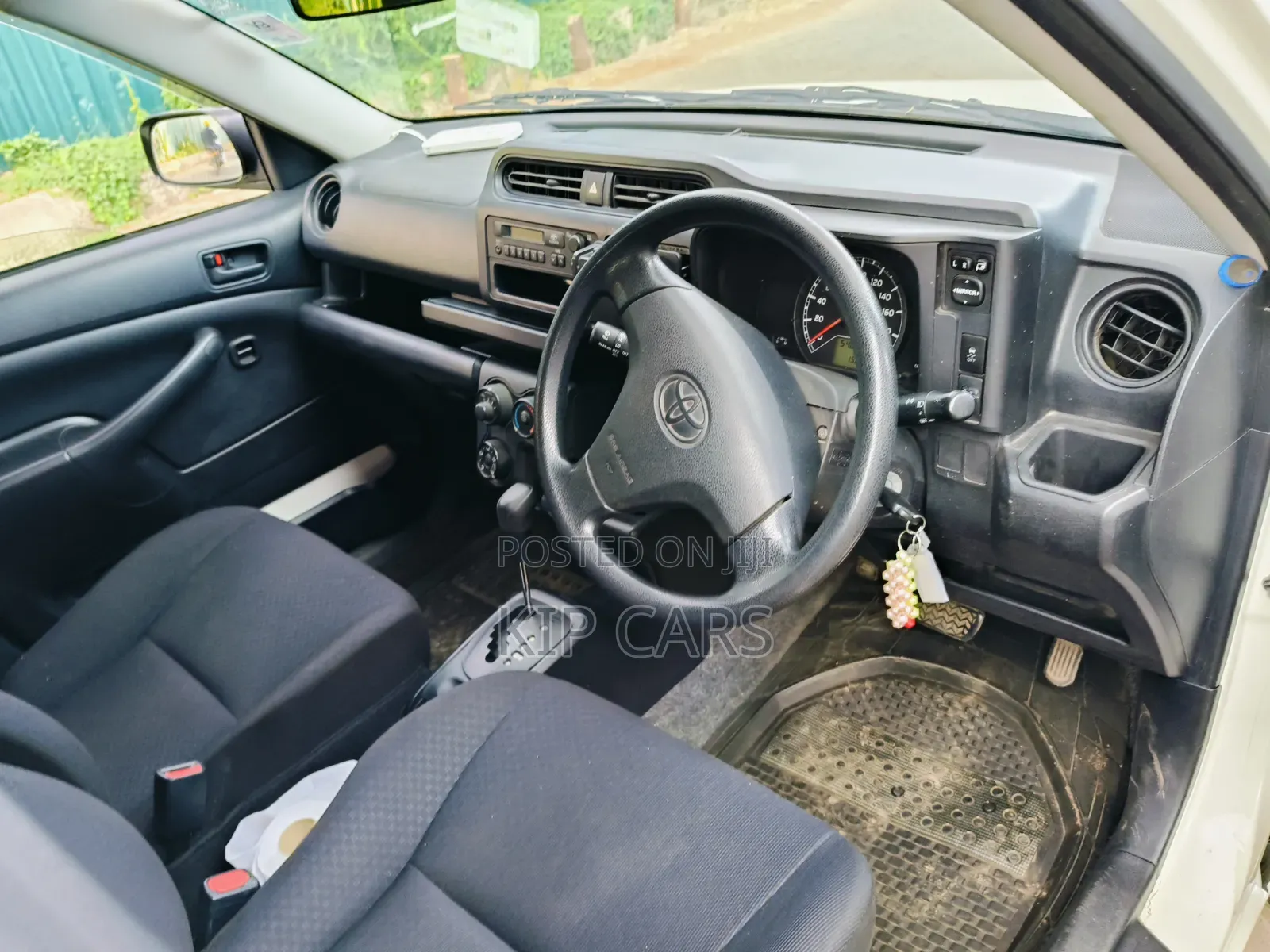 Toyota Probox 1.5 DX Comfort 2WD 2016 White