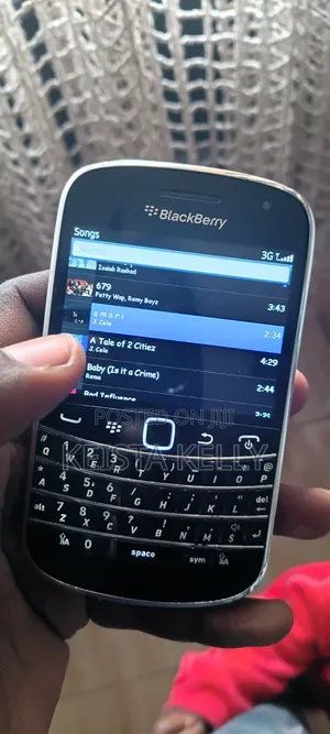 BlackBerry Bold Touch 9900 8 GB Black