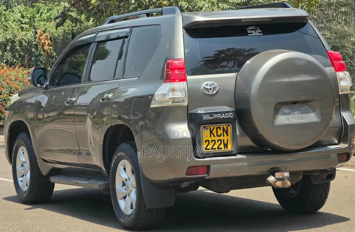 Toyota Land Cruiser Prado 2014
