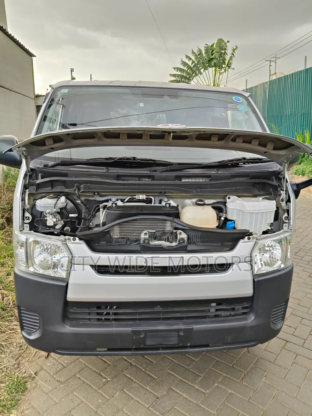 Toyota HiAce 2019 Silver