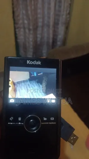 Fully Functional Kodak PlaySport Digital Camera – Vintage HD Camera