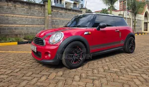 Mini Cooper 2013 Red