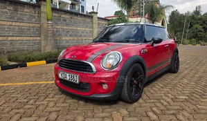 Mini Cooper 2013 Red