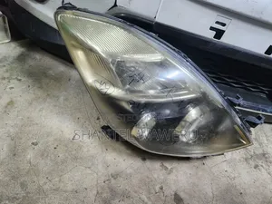 Isis Headlight 2012