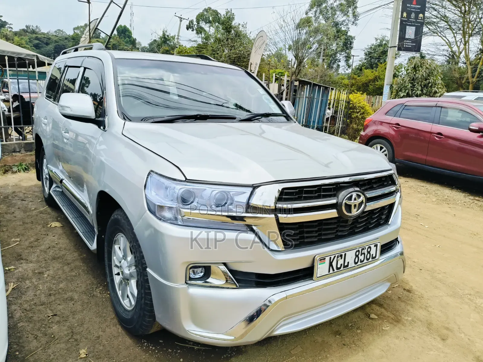 Toyota Land Cruiser 4.6 V8 ZX 2011 Silver