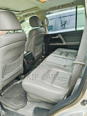 Toyota Land Cruiser 4.6 V8 ZX 2011 Silver