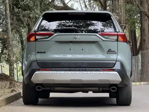 Toyota RAV4 Adventure 2021 Blue
