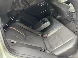Toyota RAV4 Adventure 2021 Blue