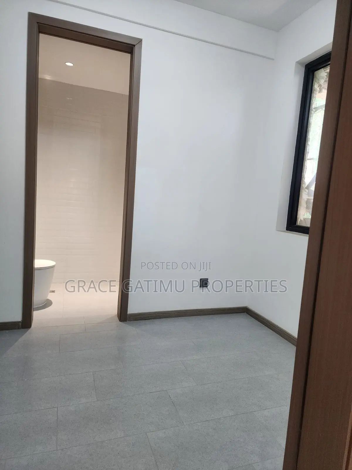4bdrm Apartment in Westlands St for sale