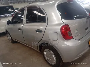 Nissan March 2018 Silver