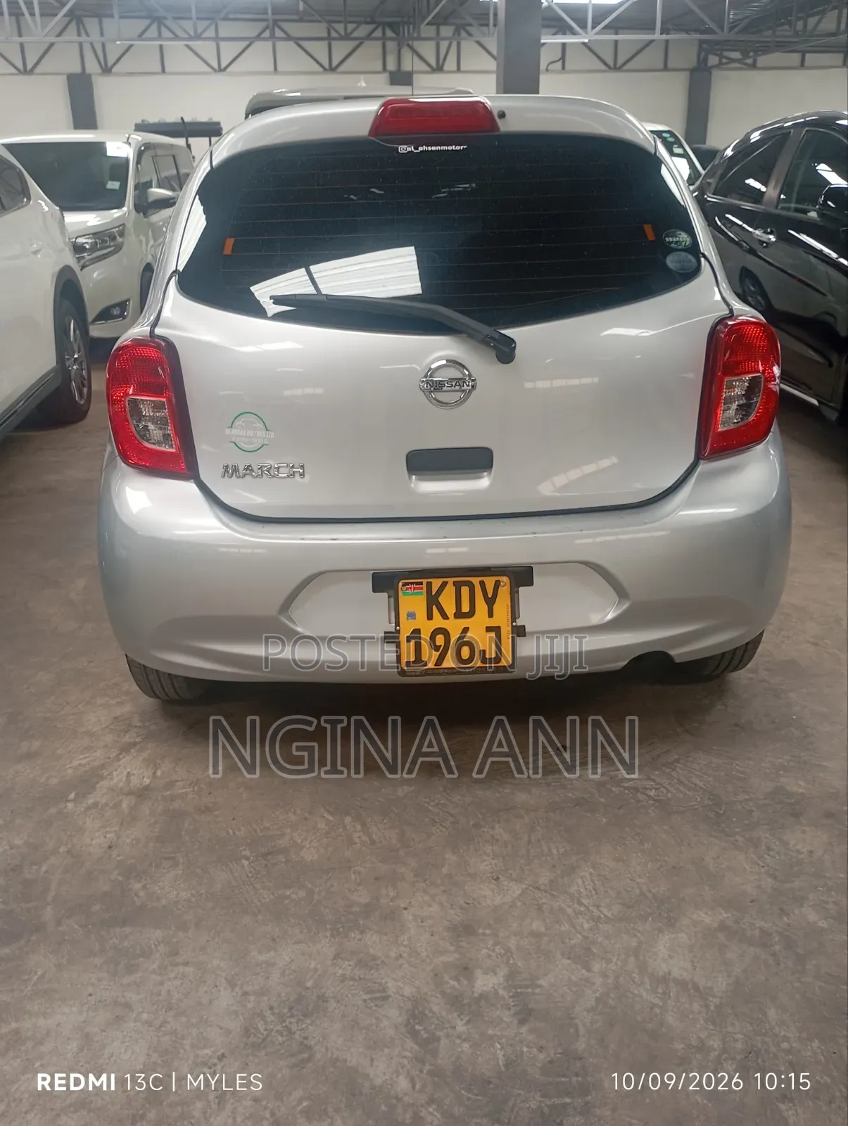 Nissan March 2018 Silver