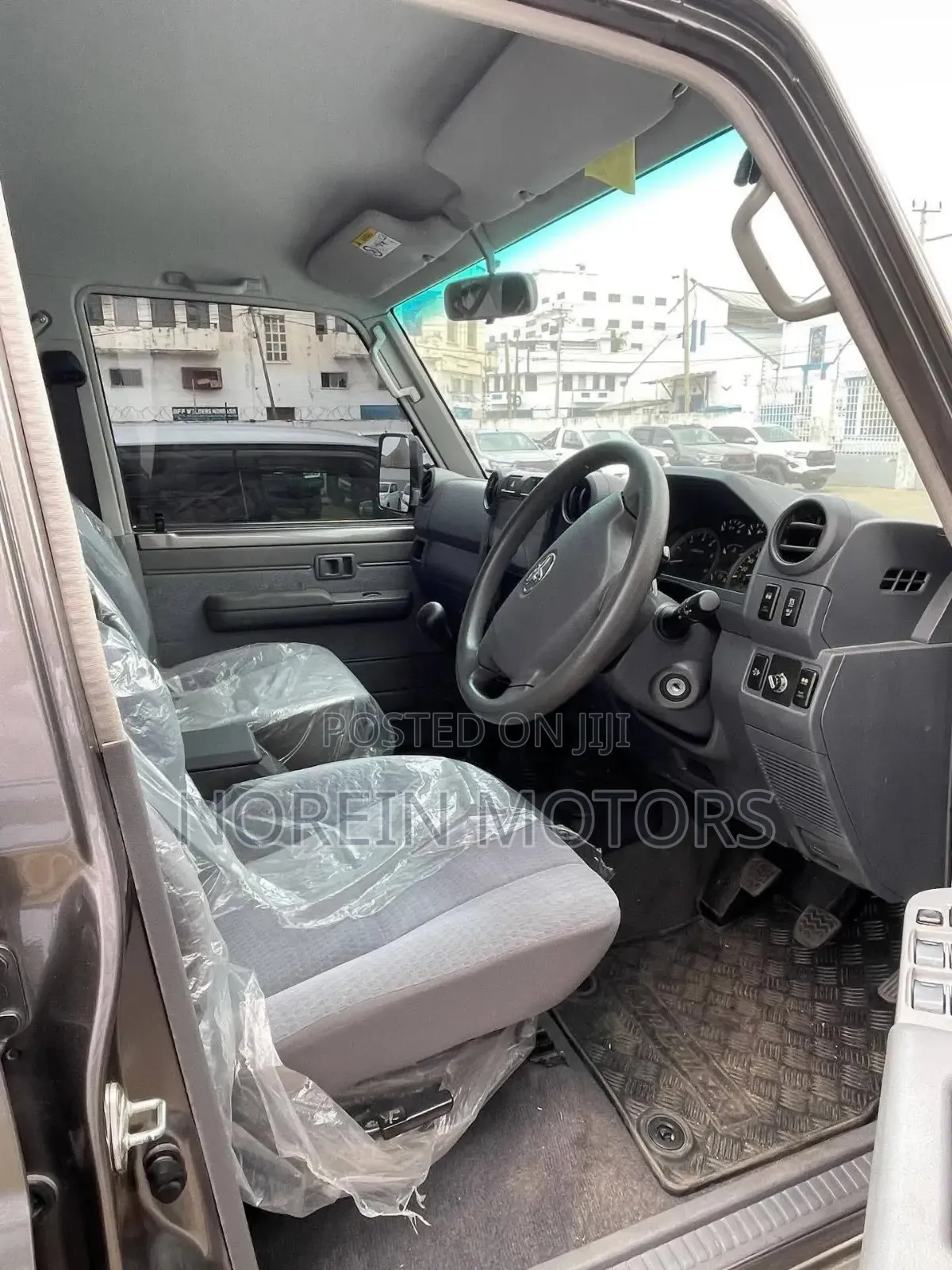 Toyota Land Cruiser 79 Series 2018 Burgundy