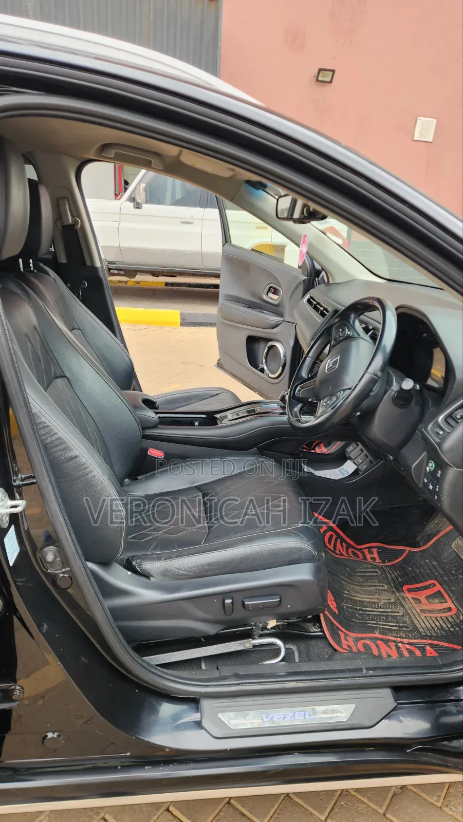 Honda Vezel 2018 Black
