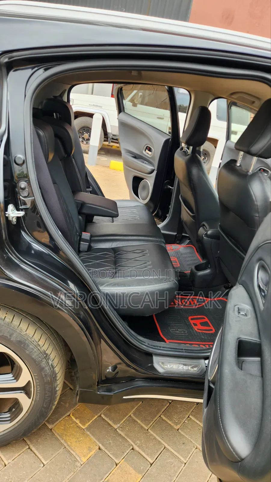 Honda Vezel 2018 Black