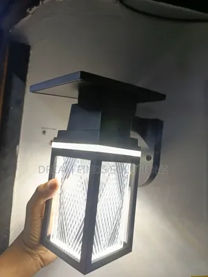 Weatherproof LED Solar Gate Lamp