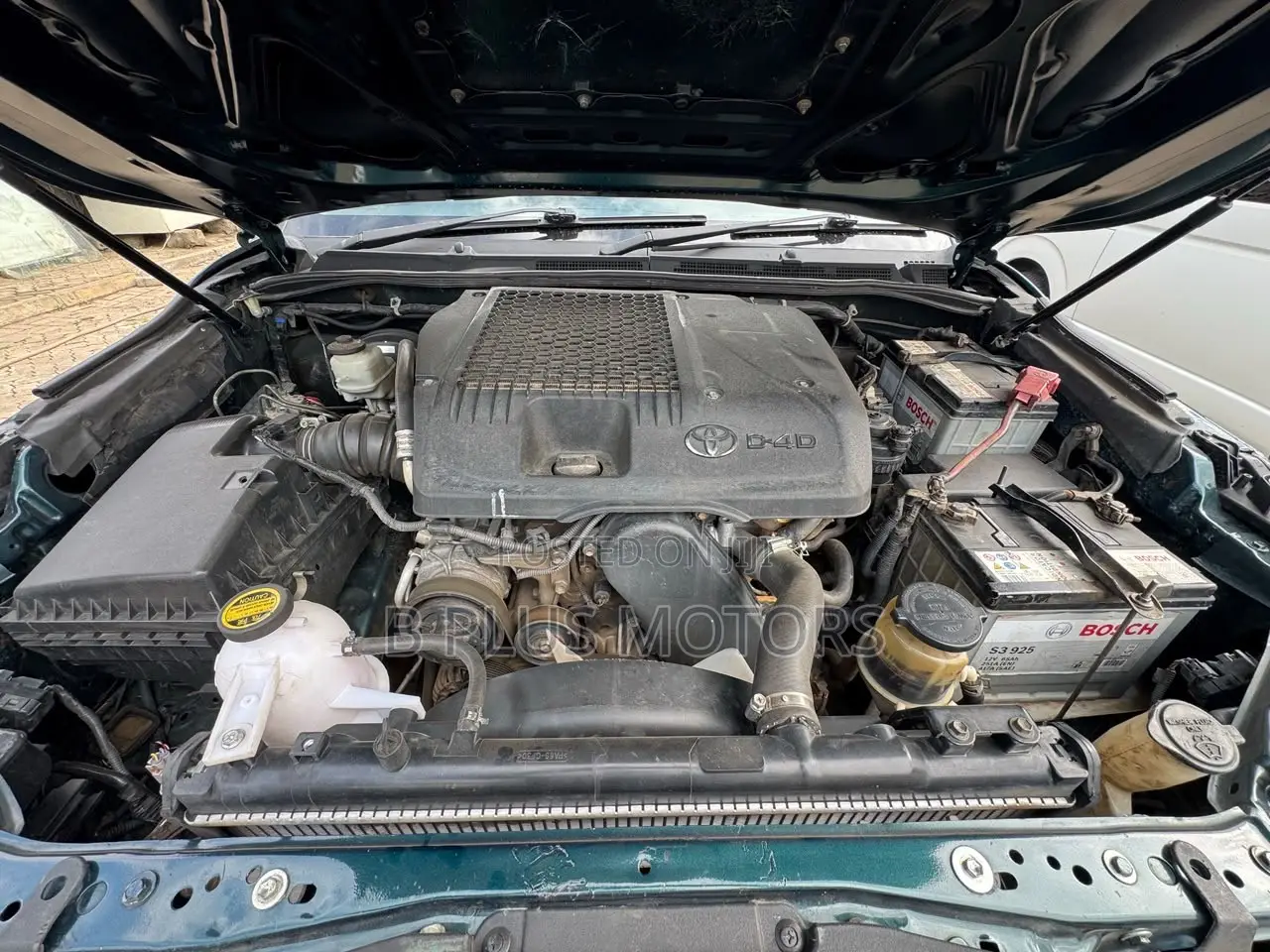 Toyota Hilux 2014 Green
