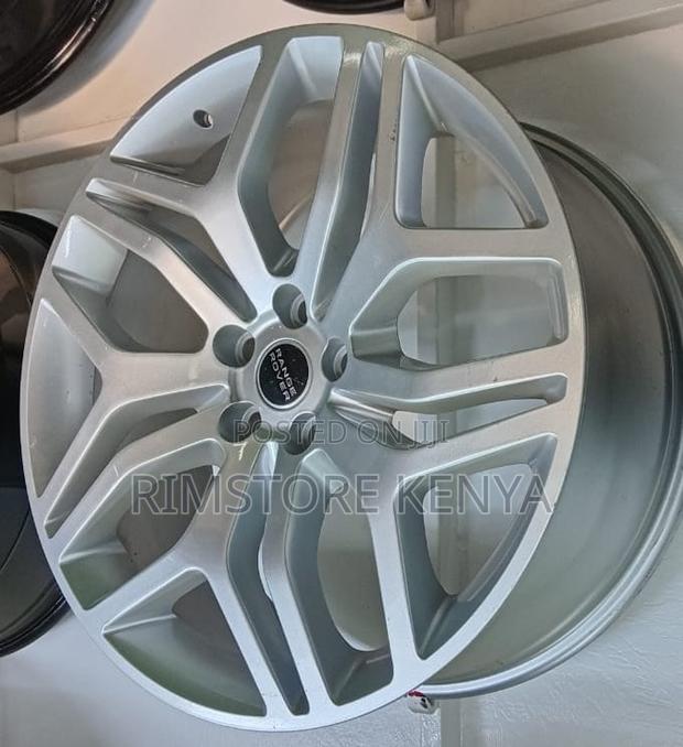 Size 21 Rangerover Silver, Full Set. - thumbnail 2
